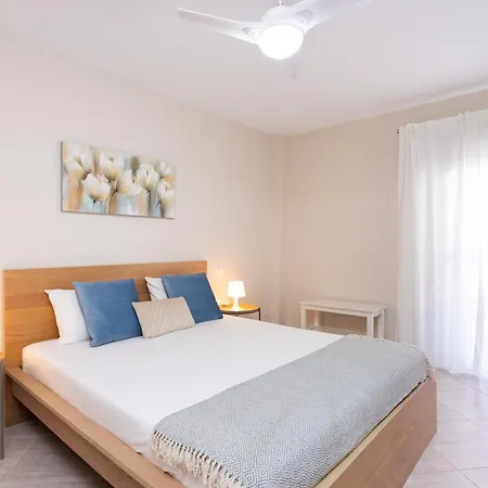 アパート Home2book Attic Terrace Charming Ocean View